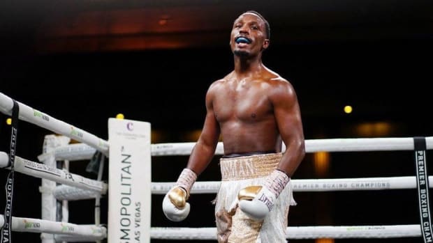 Kenneth Sims Jr.  Kenneth Sims Jr. set to face Batyr Akhmedov in a WBA super lightweight title eliminator Saturday night.  in Chicago, Illinois  on May 8, 2023, (Kenny Sims Jr. /Courtesy of Kenneth Sims Jr. ) Kenneth Sims Jr. set to face Batyr Akhmedov in a WBA super lightweight title eliminator Saturday night.  © Z News Inc.